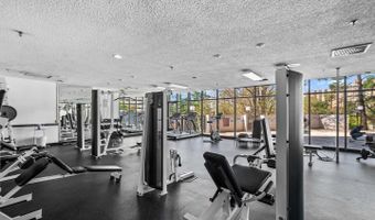 5911 EDSALL Rd 608, Alexandria, VA 22304