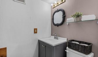 7133 E Valley Ridge Dr, Madison, WI 53719