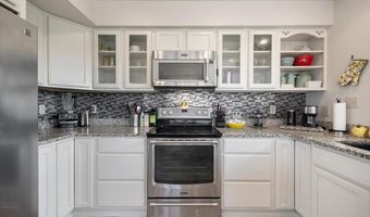 73805 N Demoss Rd, Benton City, WA 99320