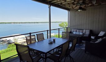 580 Linden Dr 208, Arnolds Park, IA 51331
