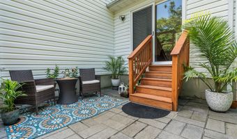 16 SHELLI Ter, Barnegat, NJ 08005