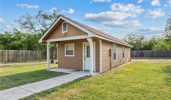 221 Deer Meadows Dr, Alice, TX 78332