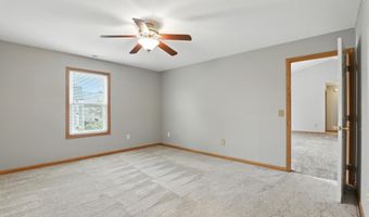 1303 Virginia Ln, Auburn, IN 46706