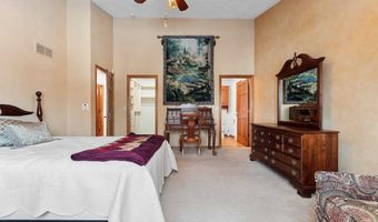 69 PENBROOK Cir, Appleton, WI 54913