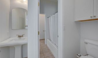 190 E Johnson Ave, Aransas Pass, TX 78336