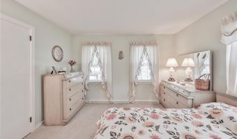 2883 South St, Allentown, PA 18103