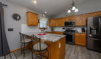 312 Apple Ridge Dr, Apple Creek, OH 44606