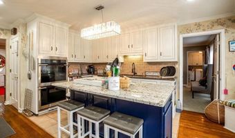 6352 Turnpike Rd, Archdale, NC 27263