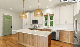 139 Nettles Ridge Rd, Banner Elk, NC 28604