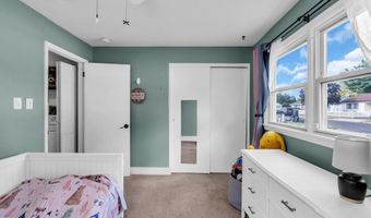 6 ROXBURY Dr, Barnegat, NJ 08005