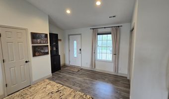 653 Sullivan Rd, Beaver, WV 25813