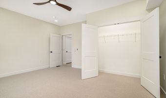 74 Lakeshore Dr, Ashburnham, MA 01430
