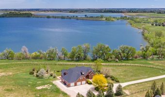 2366 Shoreside Dr, Berthoud, CO 80513