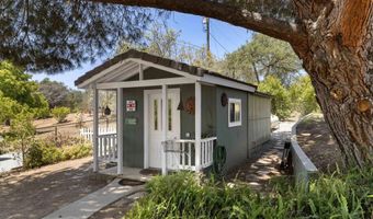 10525 Burned Oak Ln, Escondido, CA 92026