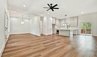 34 Smart Ln, Bella Vista, AR 72715