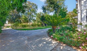 275 Arbolada Dr, Arcadia, CA 91006