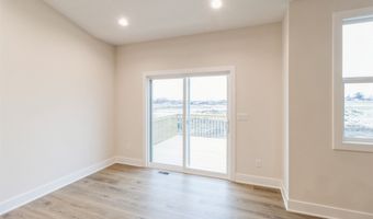 4407 NE 8th St, Ankeny, IA 50021