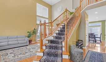 2324 Tracy Ln, Algonquin, IL 60102