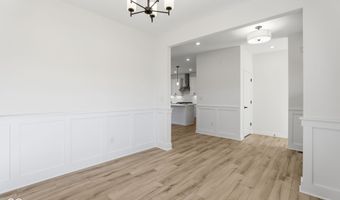 6882 Linden Woods Dr, Avon, IN 46123