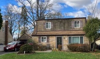 878 County Line Rd, Amityville, NY 11701