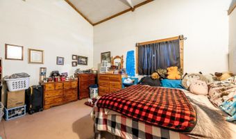 150 Red Hills Rd, Buffalo, WY 82834