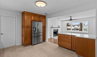 98 Marine Rd, Waretown, NJ 08758