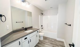 141 S Shay Rd, Andover, KS 67002