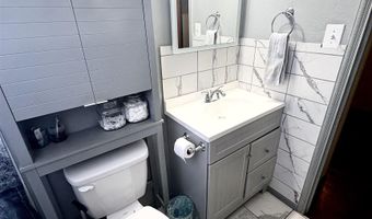 916 Valverde St, Carlsbad, NM 88220