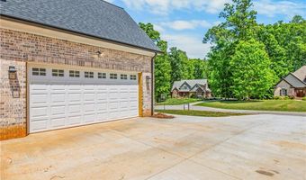 247 Essex Farm Rd, Advance, NC 27006
