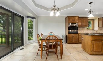 17699 157th Ter, Basehor, KS 66007