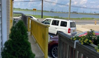 670 Carolyn Ter, Atlantic City, NJ 08401