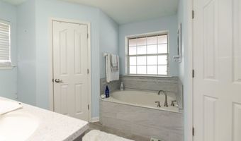 6776 RANER Crk, Bartlett, TN 38002