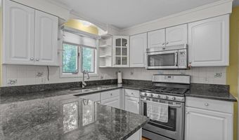116 Clearview Dr, North Kingstown, RI 02852