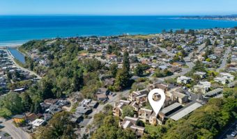 8 Seacliff Dr, Aptos, CA 95003