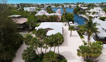 807 S BAY Blvd, Anna Maria, FL 34216