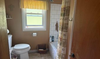 202 W 39TH St, Reading, PA 19606