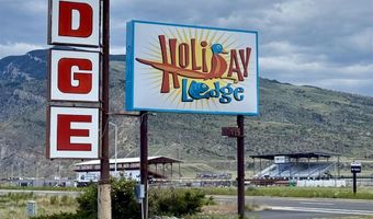 244 Yellowstone Ave W, Cody, WY 82414
