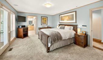 855 Reiten Dr, Ashland, OR 97520