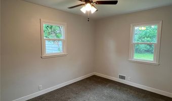 1405 W Clark St, Albert Lea, MN 56007