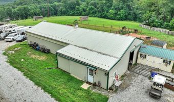 8272 WOODBINE Rd, Airville, PA 17302