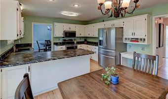 17700 157th St, Basehor, KS 66007