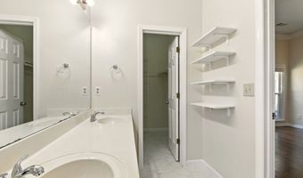 200 Pine Brg, Alpharetta, GA 30022