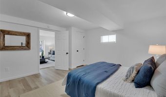 504 Thornlea Ct, Ballwin, MO 63011