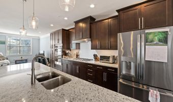 22476 CAMBRIDGEPORT Sq, Ashburn, VA 20148