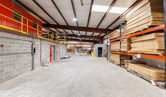 804 W Mitchell St, Adel, GA 31620
