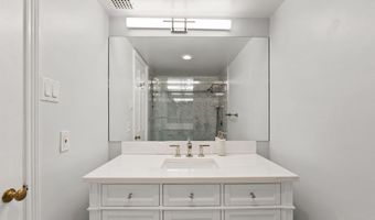 700 NEW HAMPSHIRE Ave NW 105, Washington, DC 20037