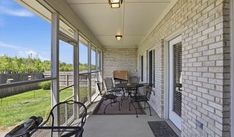 921 Hildebrand Dr, Indianapolis, IN 46217