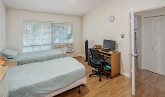 545 Mananai Pl 28R, Honolulu, HI 96818