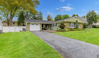 60 Fordham Dr, Aberdeen, NJ 07747