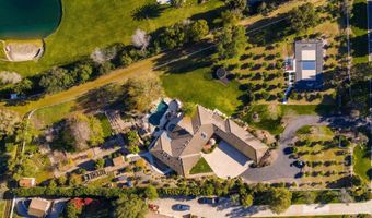 8 Country Glen Rd, Fallbrook, CA 92028